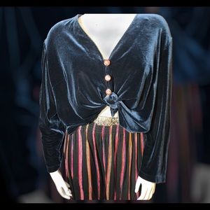 Vintage Plus Velvet Top